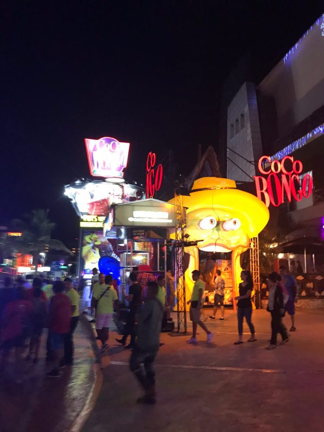 Cancún Coco Bongo