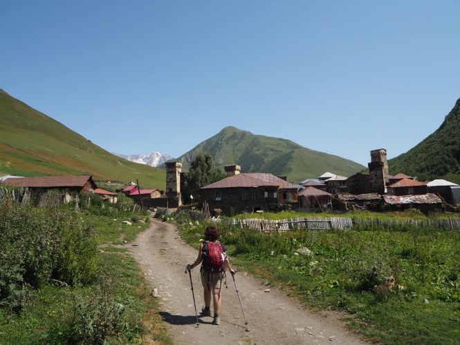 Llegada a ushguli en el trekking Mestia a Ushguli