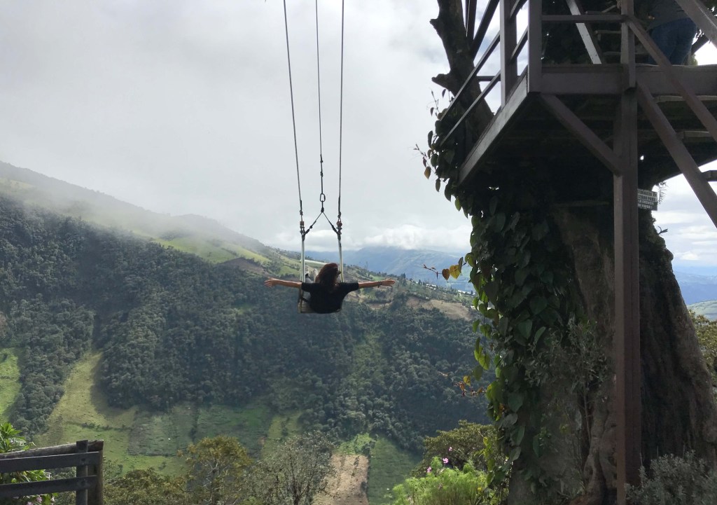 La casa del árbol y columpio fin del mundo, Baños Ecuador