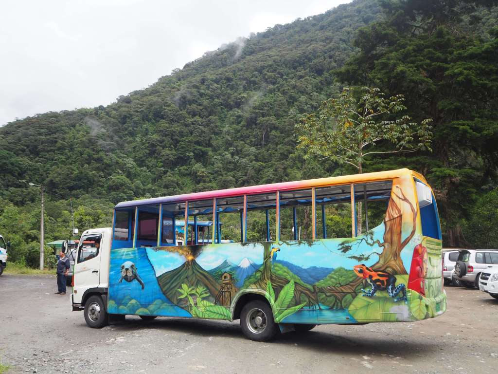 Chiva parrander Baños Ecuador